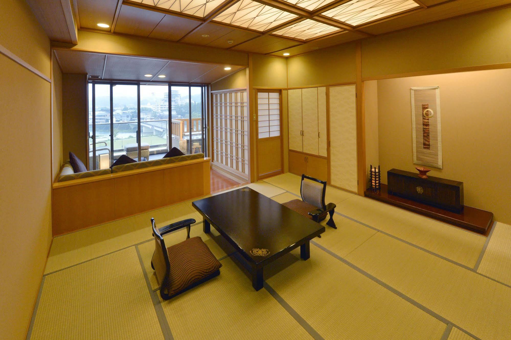 Ryokan Ayu No Sato Хитоёси Экстерьер фото